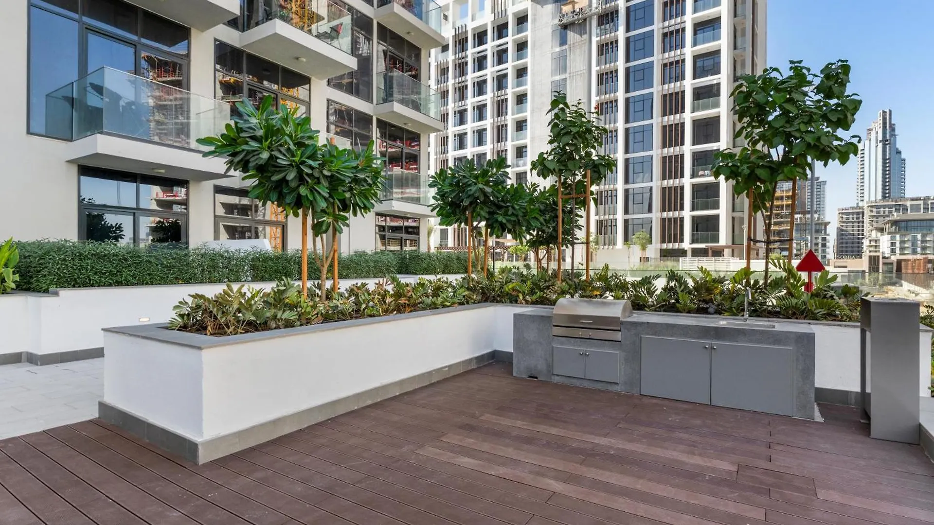 Elegant 1-Bedroom Home In Dubaj