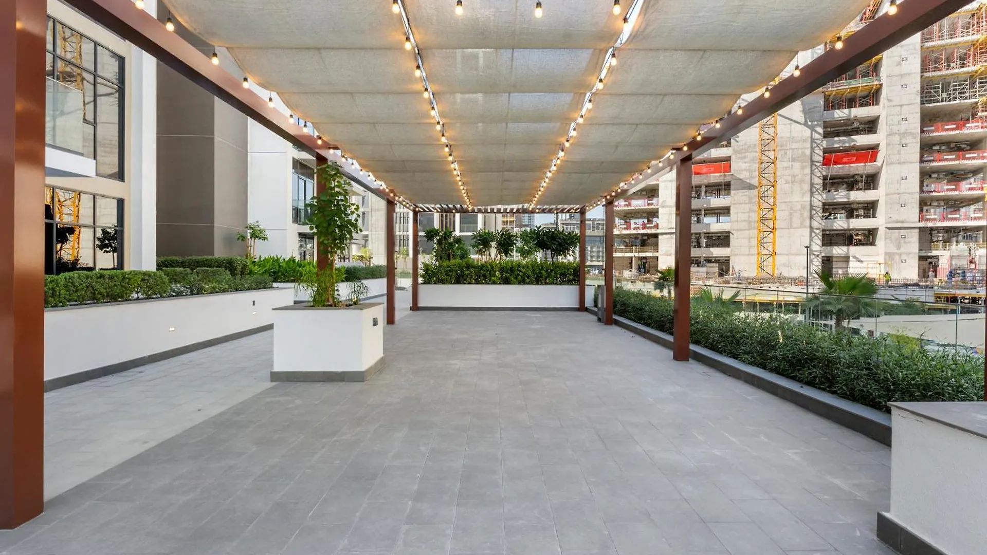 Elegant 1-Bedroom Home In Dubaj